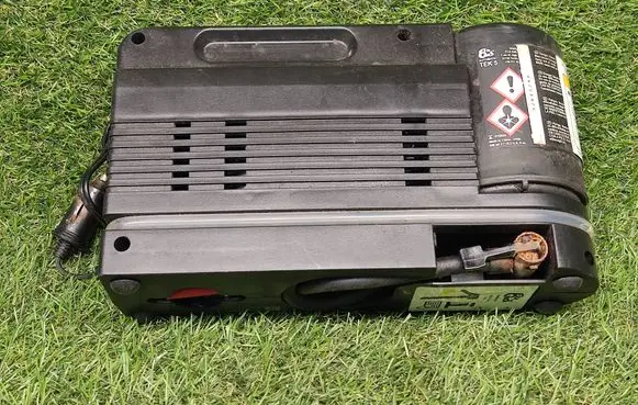 Jeep Renegade Tire air pump compressor 59123485