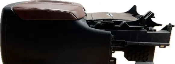 Cadillac Escalade IV Armrest 3477502