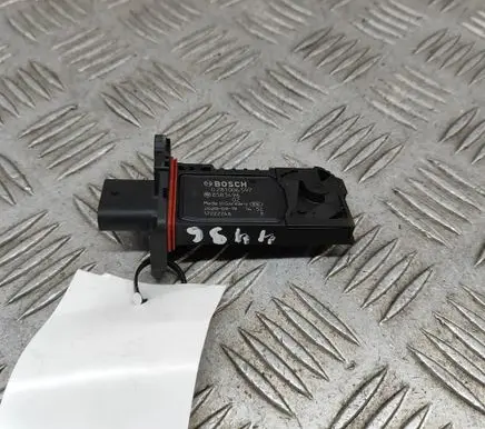 BMW 3 G20 G21 Mass air flow meter 0281006597 8583496