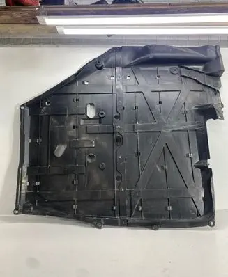 Front underbody cover/under tray