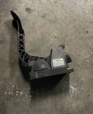 Mercedes-Benz Vito Viano W639 Accelerator throttle pedal A6393000604