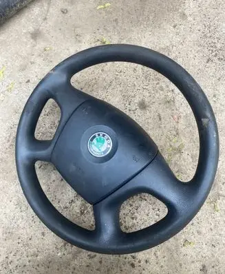 Skoda Octavia Mk2 (1Z) Steering wheel