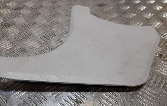 Mercedes-Benz E A207 Front sill trim cover A2046881206