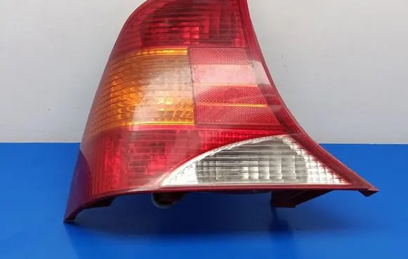 Ford Focus Rear/tail lights 1M5113405B