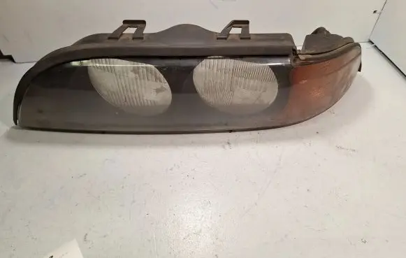 BMW 5 E39 Headlight lense 14551100
