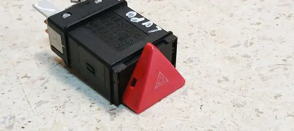 Volkswagen Lupo Hazard light switch 1C0953235D 1C0953235E 6N0953235B