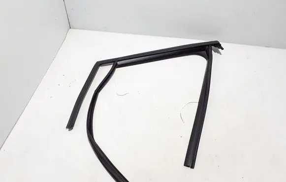 Audi Q2 - Rubber seal rear door 81A839440B