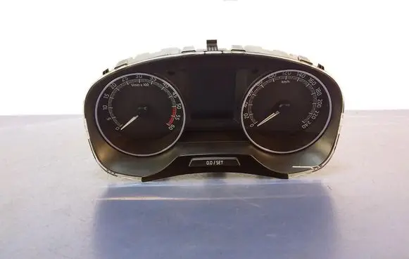 Skoda Rapid (NH) Speedometer (instrument cluster) 5JA920701B
