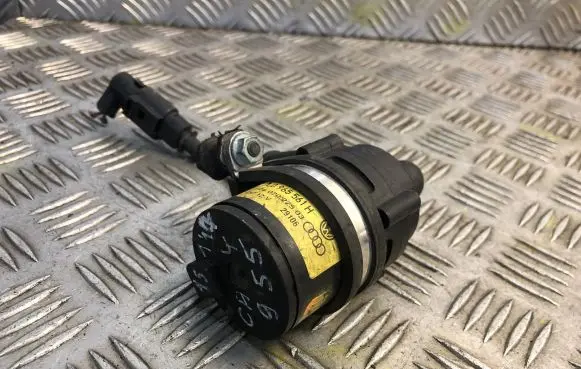 Porsche Cayenne (9PA) Electric auxiliary coolant/water pump 7L0965561H