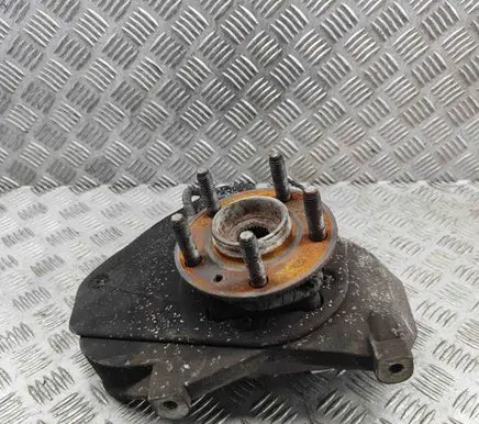Aston Martin Vantage III Front wheel hub BG333K185AA