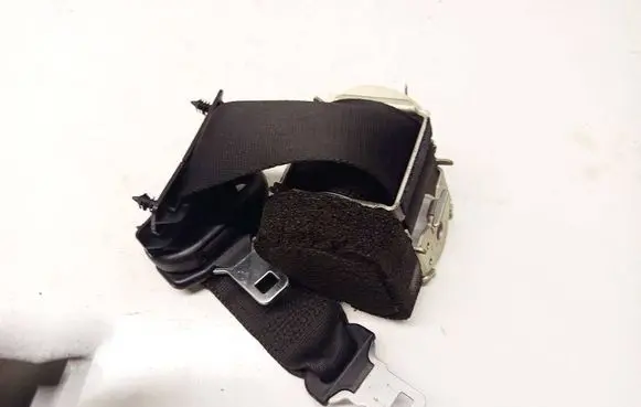 Ford S-MAX Rear seatbelt 6110B68N