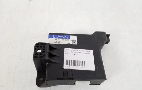 Toyota Auris 150 Air conditioning/heating control unit 88650-02400