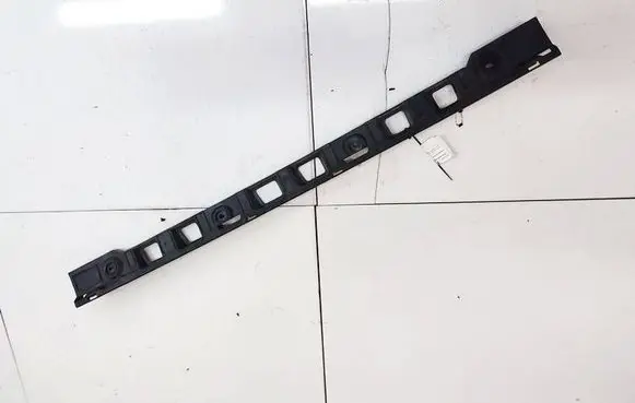 Volkswagen Golf Plus Rear bumper mounting bracket 5M0807863