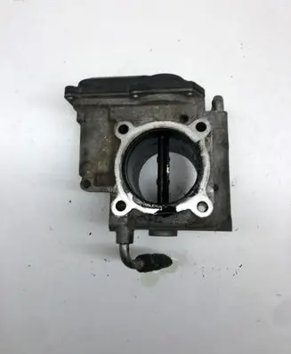 Mazda 6 Throttle valve SH01136B0