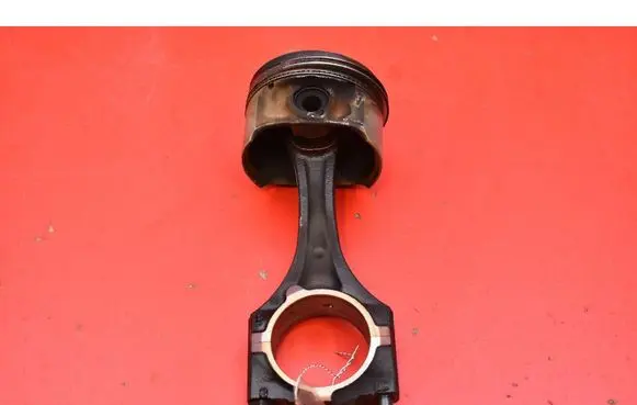 Opel Astra H Piston 90424246