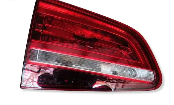 Volkswagen Sharan Rear/tail lights 7N0945307 0288400518