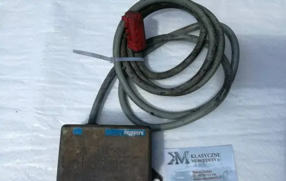 Mercedes-Benz E W124 Airbag control unit/module 0028209710