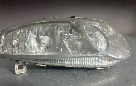 Alfa Romeo 147 Headlight/headlamp 468261940 0301186202