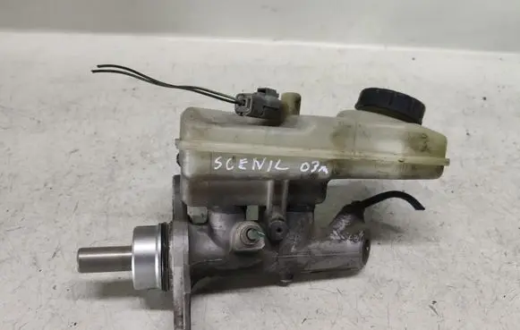 Renault Scenic II - Grand scenic II Master brake cylinder