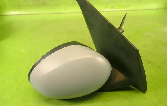 Citroen C1 Front door electric wing mirror