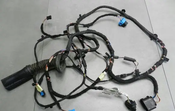 Mini Cooper Countryman F60 Front door wiring loom 9857607