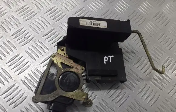 KIA Rio Rear door lock