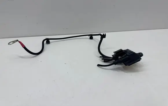 BMW 5 F10 F11 Glow plug pre-heat relay 8519472 0522140104 131008