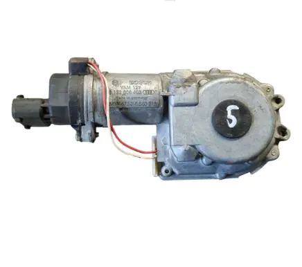BMW 7 E38 Wiper motor 67528360248 8360248