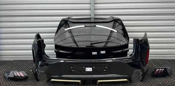 BMW XM Truck tailgate 