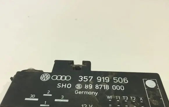 Volkswagen Sharan Coolant fan relay 357919506 898718000