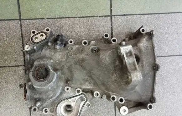 Toyota Aygo AB10 Timing chain cover 