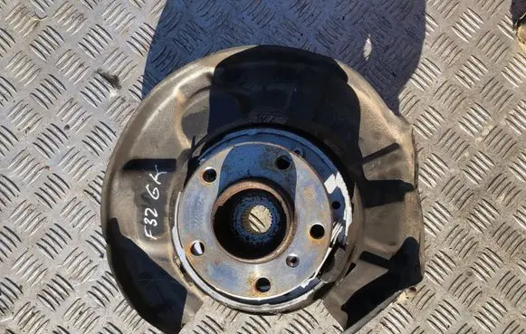 BMW 4 F32 F33 Rear wheel hub