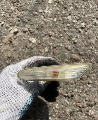 BMW 5 E60 E61 Front fender indicator light 8382104