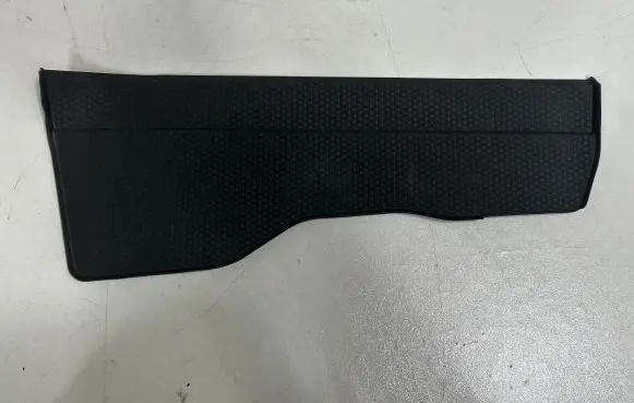 BMW iX Glove box pad 9475732