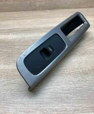 Volvo C30 Electric window control switch 8663815 30774162
