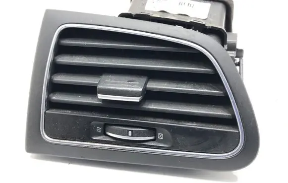 Renault Megane IV Rear air vent grill 687616296R