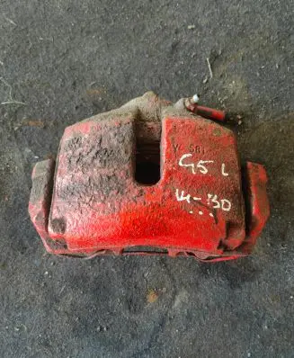 Volkswagen Golf V Front brake caliper