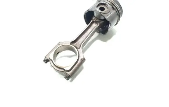 Opel Vectra C Piston with connecting rod Y22DTR