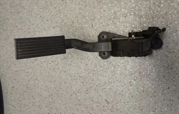 KIA Venga Pedal assembly 