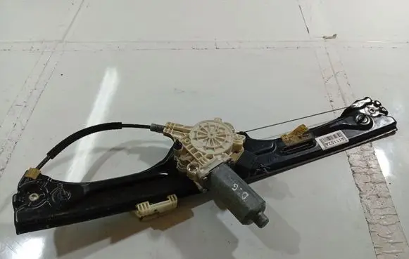 BMW X5 E70 Sliding door window regulator with motor 7137030S