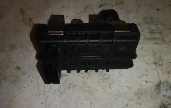 BMW 1 E81 E87 Turbine electric control actuator 781751