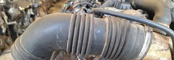 Intercooler hose/pipe