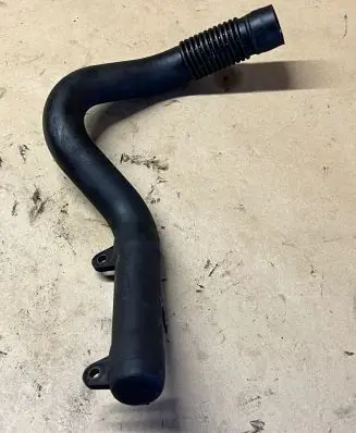 Audi A4 S4 B6 8E 8H Air intake hose/pipe 06b129657c 446202