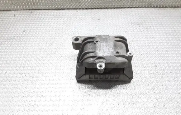 Volkswagen Jetta V Engine mount bracket 1K0199262