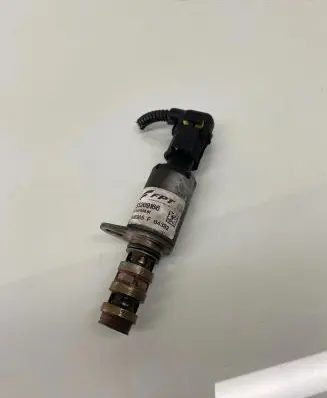 Fiat 500 Camshaft vanos timing valve 55209166 F34755801 090305F