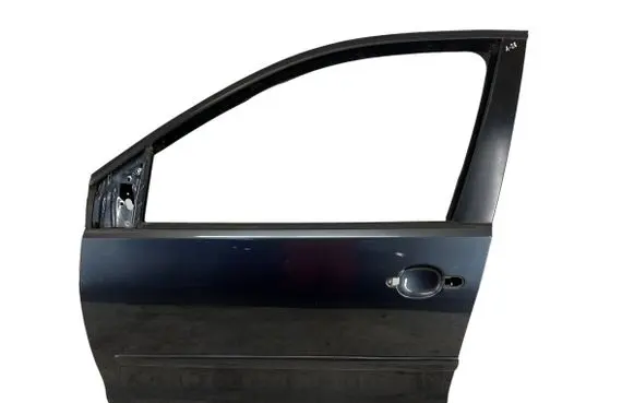 Volkswagen Polo IV 9N3 Front door 6q4831311