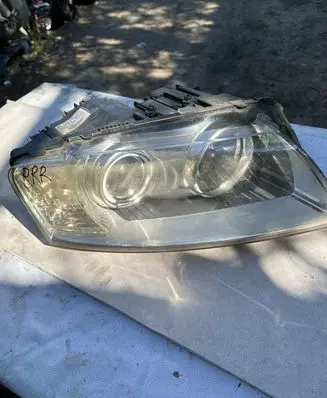 Audi A8 S8 D3 4E Headlight/headlamp 4E0941004BQ 17731995