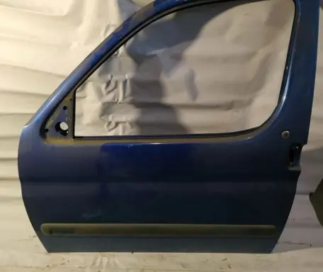 Citroen Berlingo Front door melynos