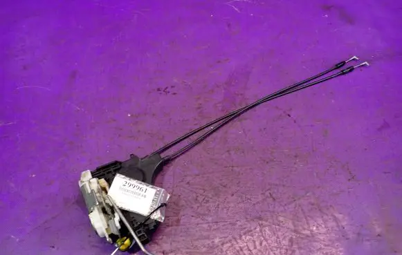 Mitsubishi Lancer VIII Rear door lock 11223A