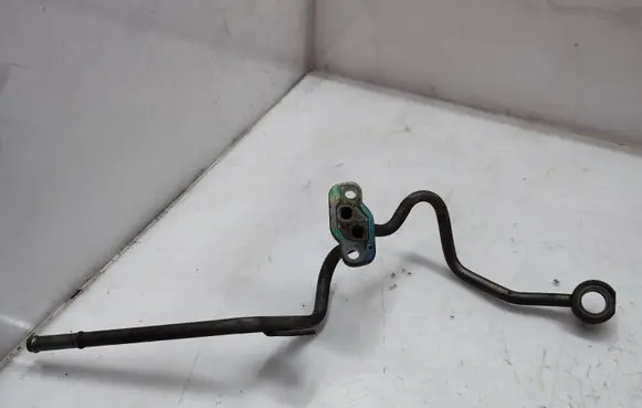 Coolant pipe/hose
